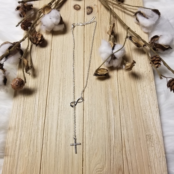 Beautiful Infinity Cross Necklace in SILVER - Picture 4 of 10